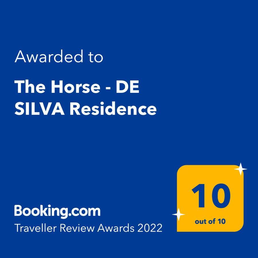 The Horse - De Silva Residence Mamaia Ngoại thất bức ảnh